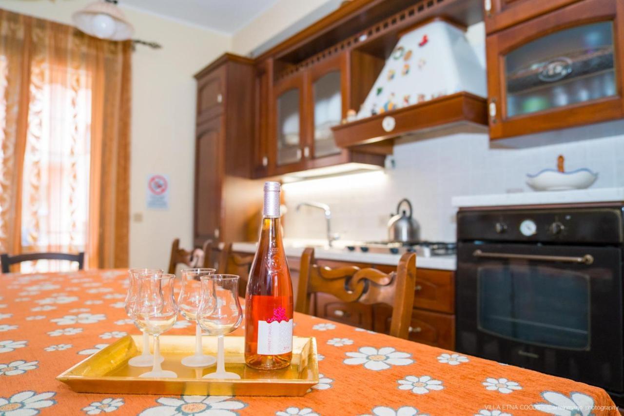 Casa Vacanze Etna Cocus ซานตา เวเนรินา ภายนอก รูปภาพ