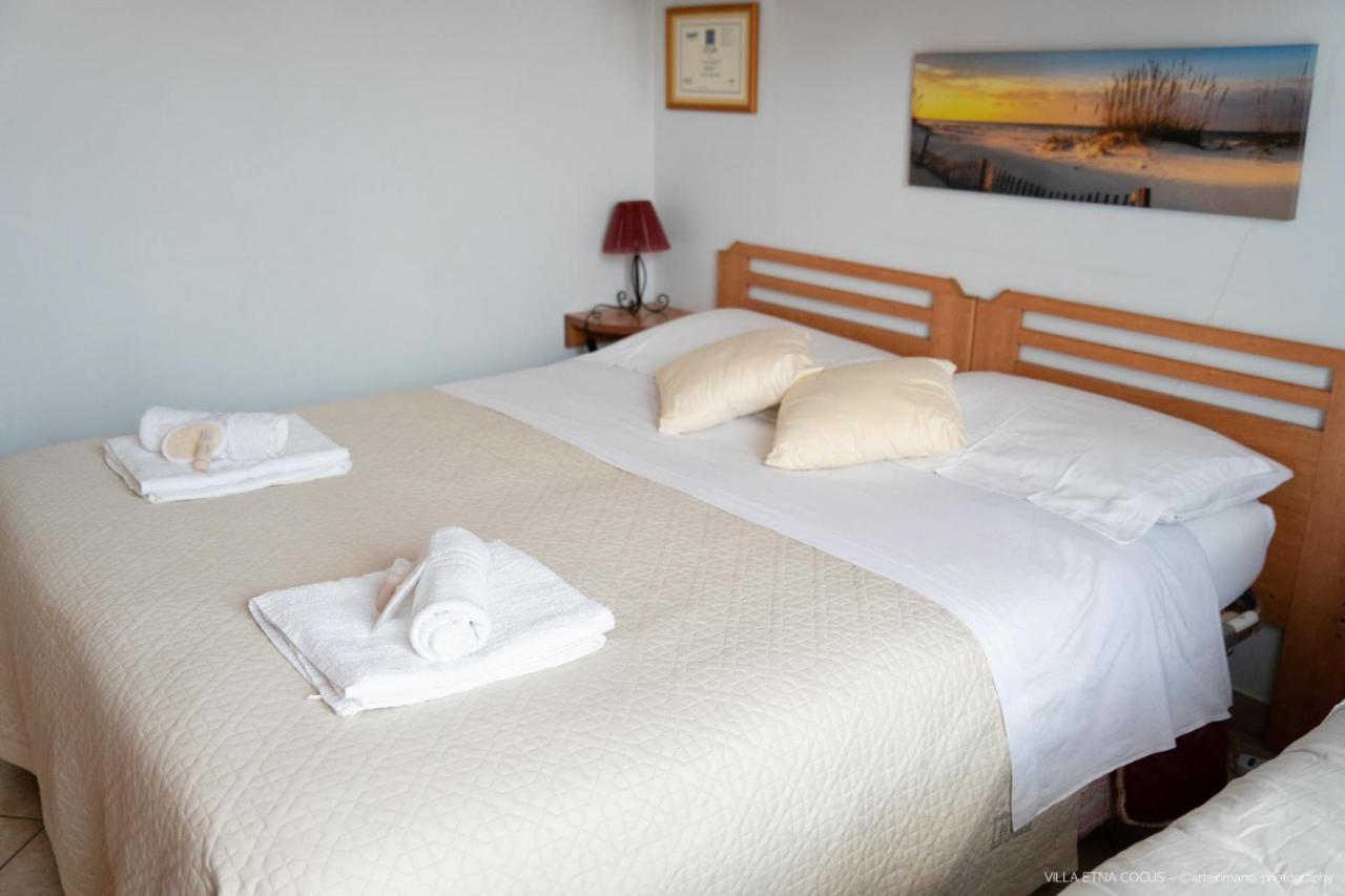 Casa Vacanze Etna Cocus ซานตา เวเนรินา ภายนอก รูปภาพ